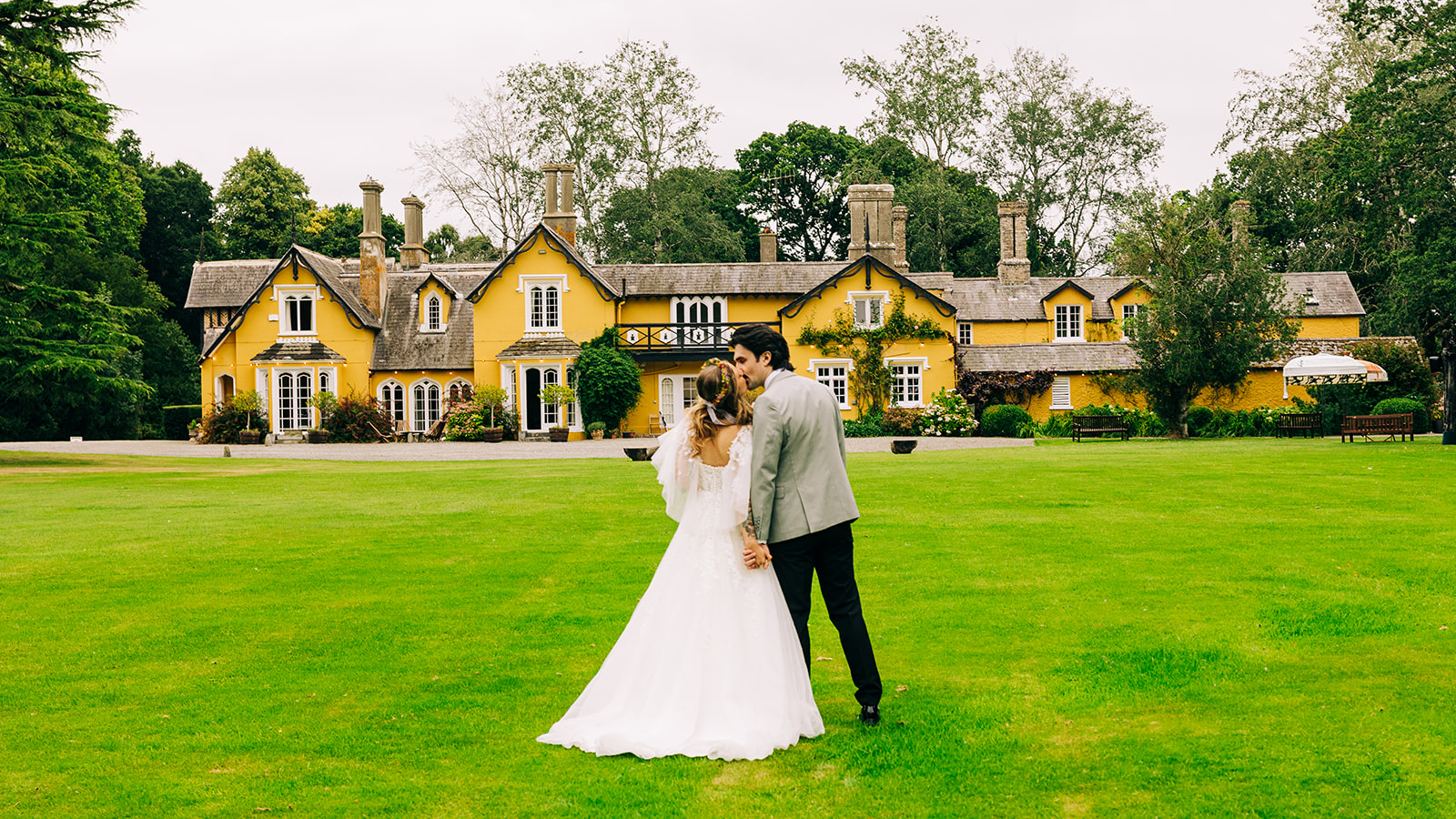 Magdalena & Ronan | Martinstown House