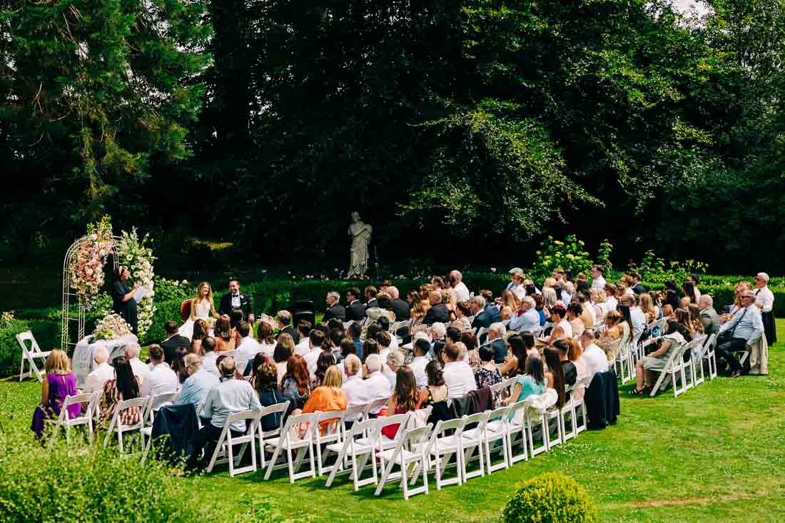 tinakilly-house-guide-wedding-004 ceremony on the front lawn at Tinakilly House